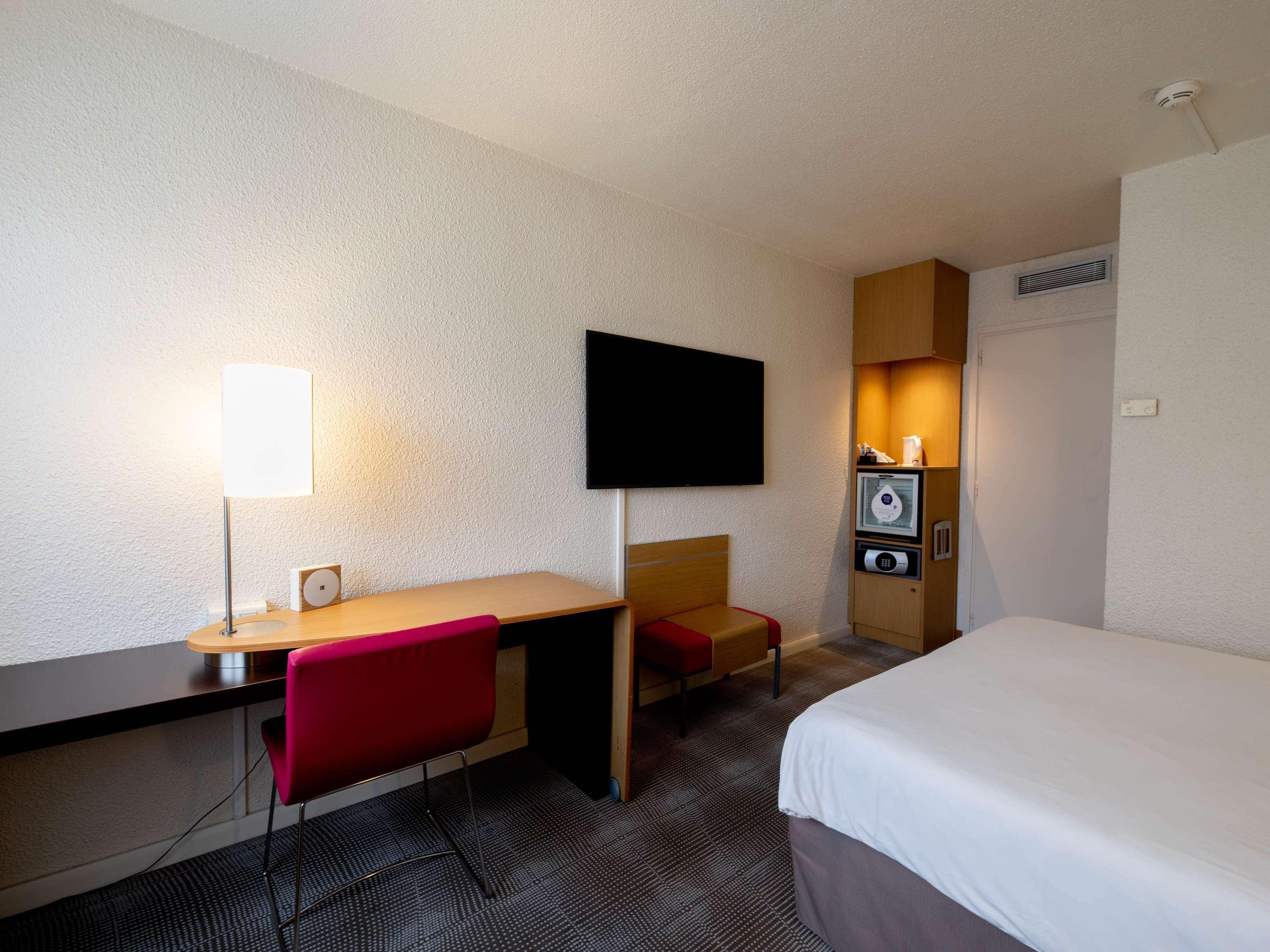 Novotel Geneve Aeroport France Ferney-Voltaire Exterior foto